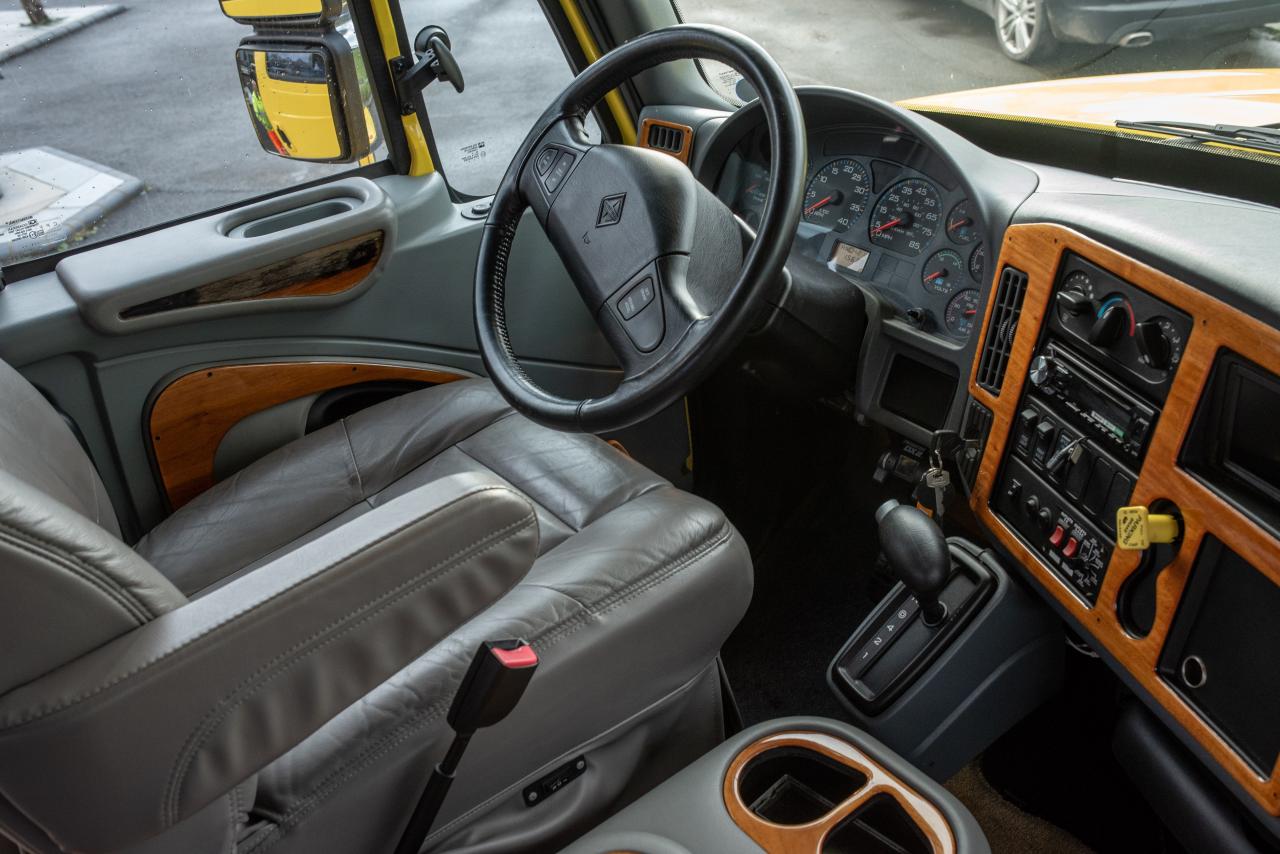 2005 International Navistar CXT 7300