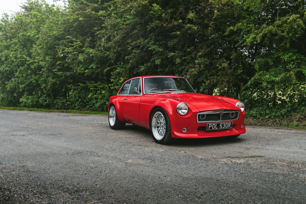 1977 MG B GT (V8)