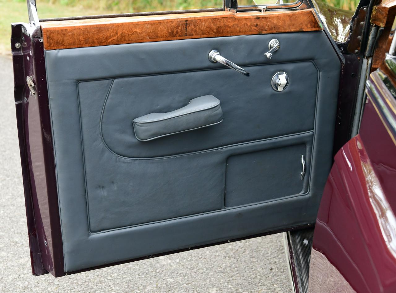 1960 Rolls - Royce Silver Cloud II LWB by James Young