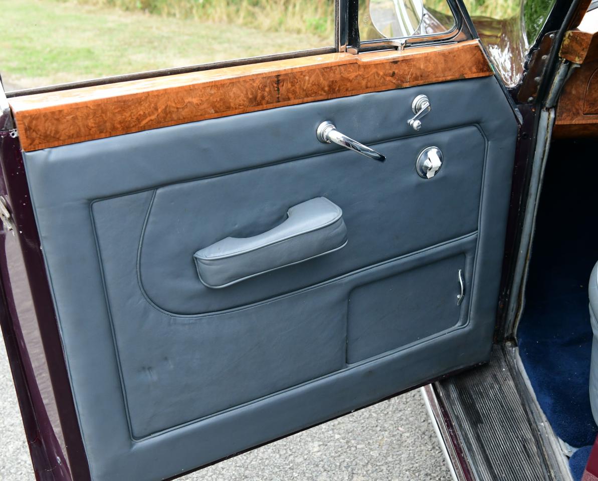 1960 Rolls - Royce Silver Cloud II LWB by James Young