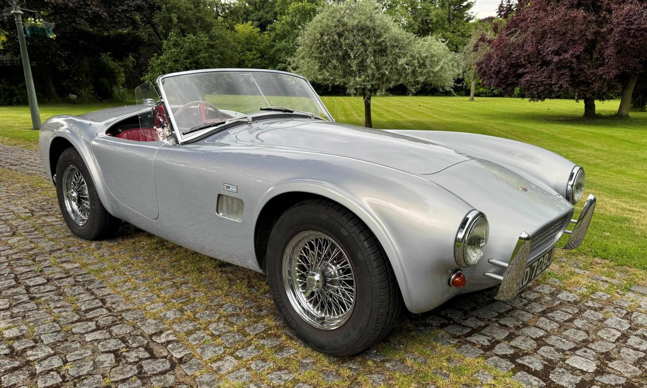 2001 AC Cobra by Hawk