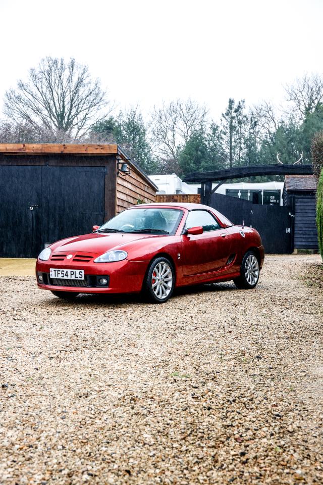 2005 MG TF