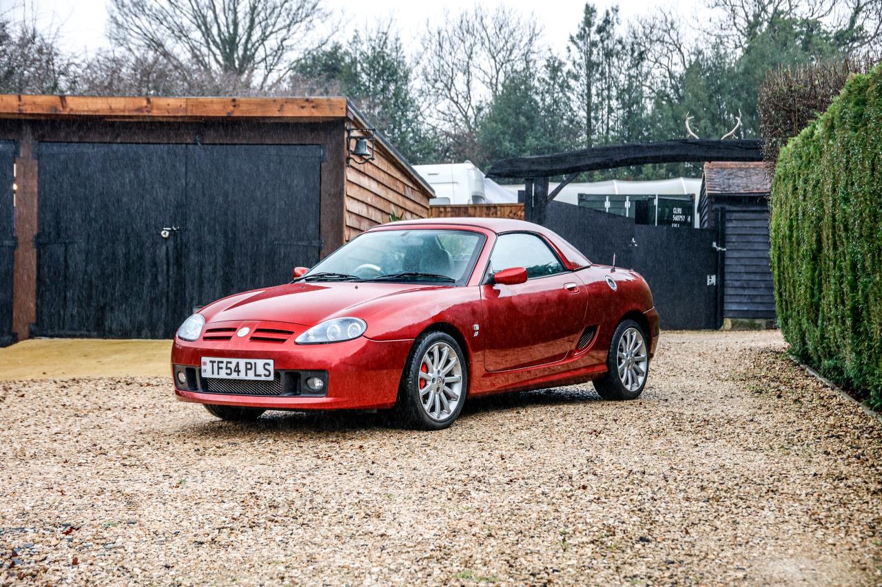2005 MG TF