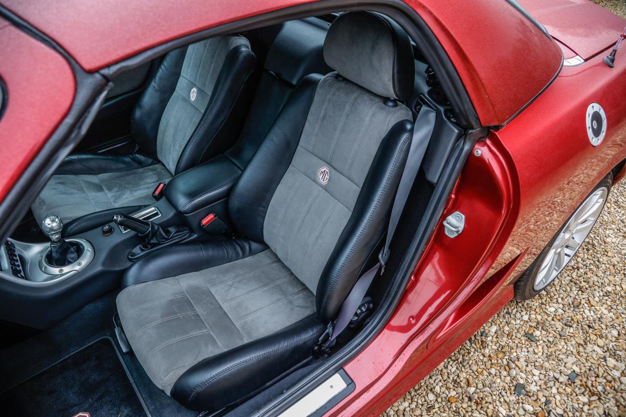 2005 MG TF
