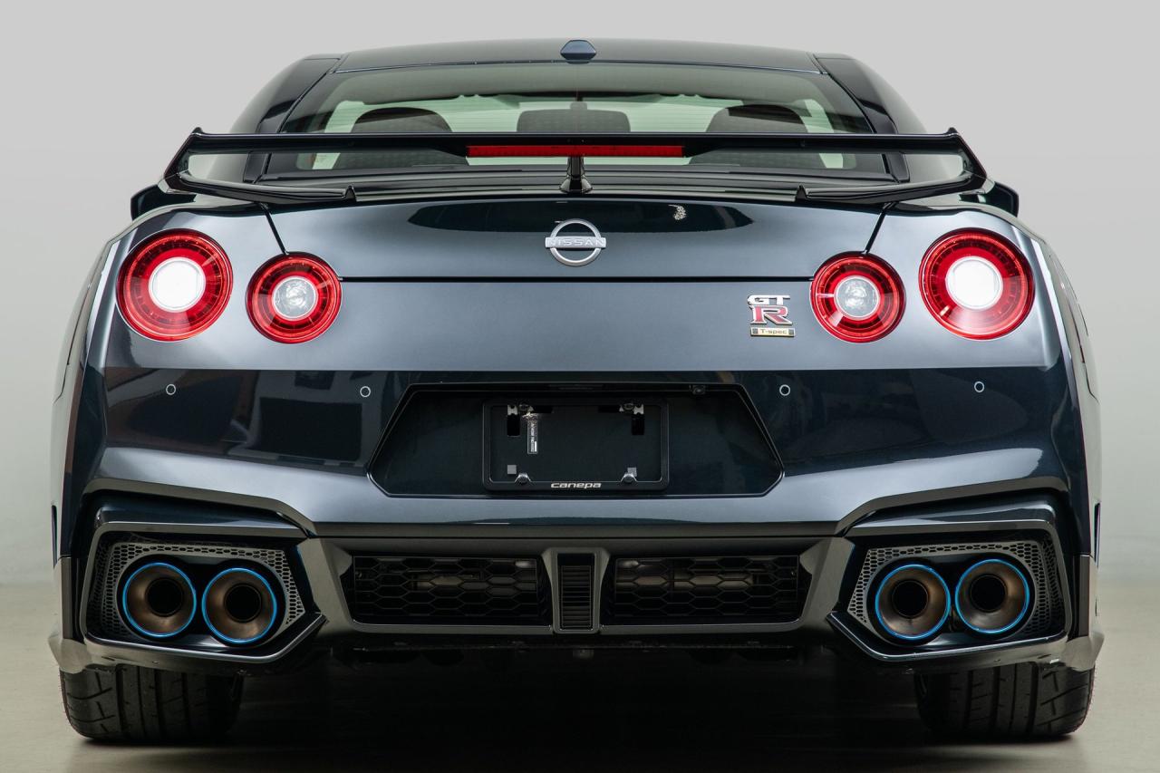2024 Nissan GT-R T-Spec