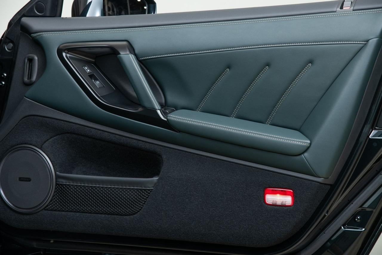 2024 Nissan GT-R T-Spec