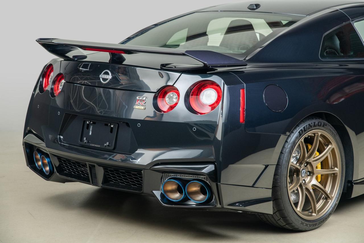 2024 Nissan GT-R T-Spec