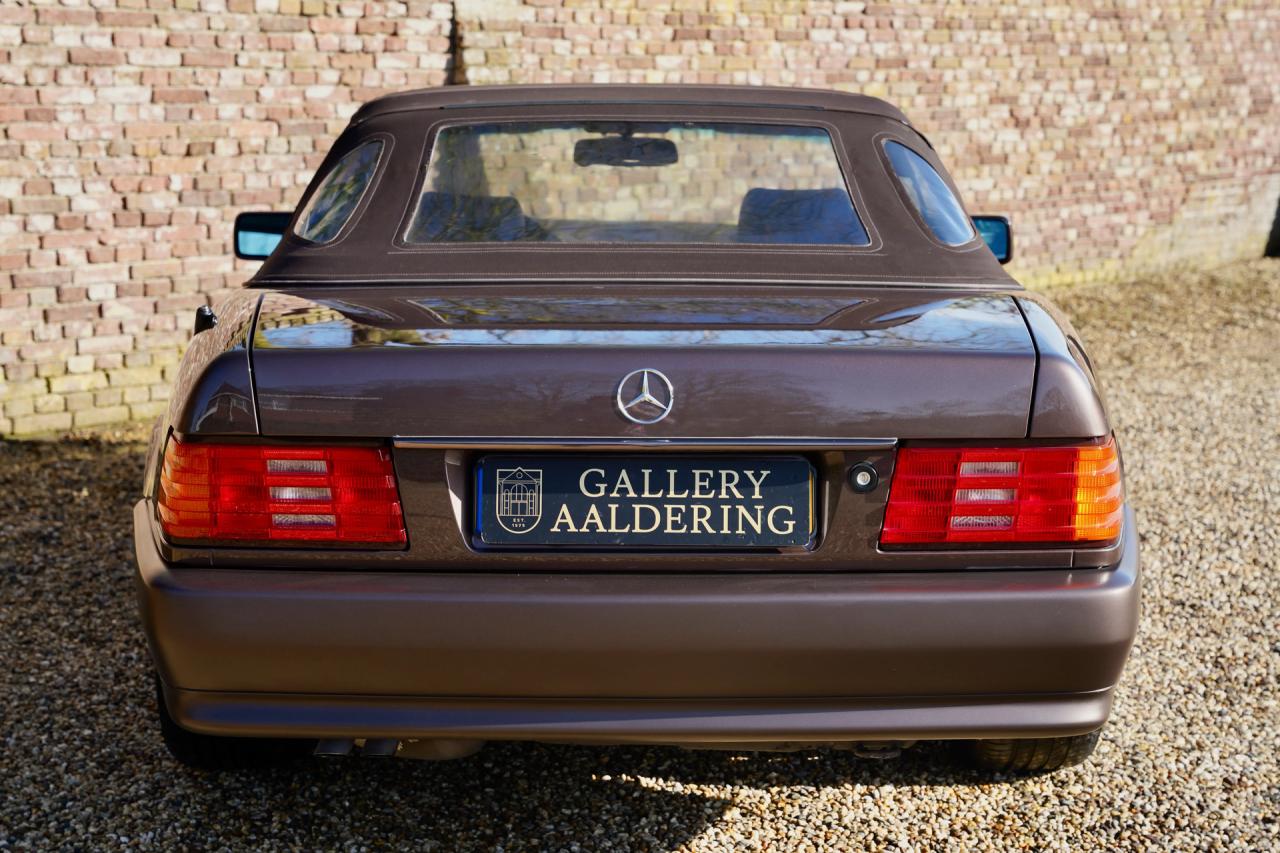 1993 Mercedes - Benz 300 SL &ldquo;Brown over brown&rdquo;
