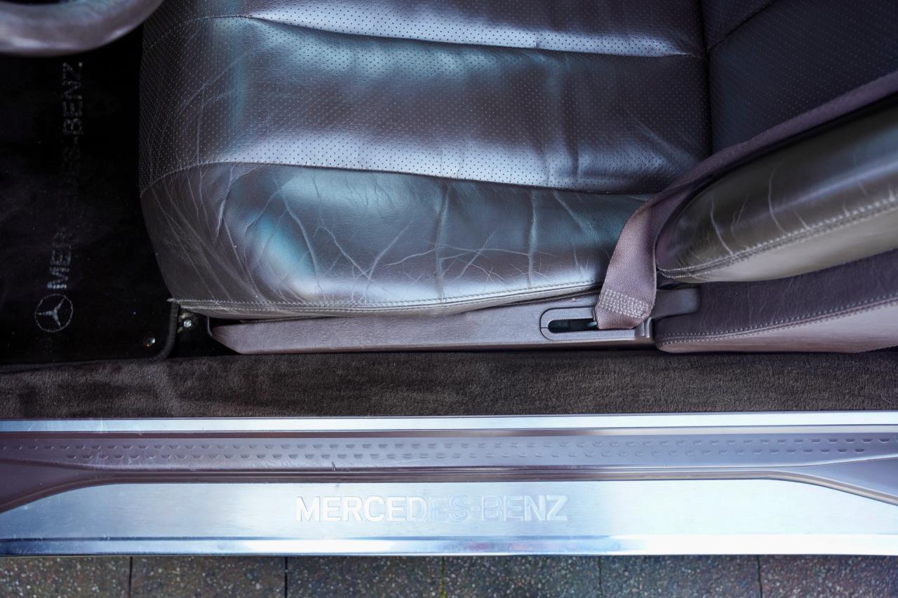 1993 Mercedes - Benz 300 SL &ldquo;Brown over brown&rdquo;