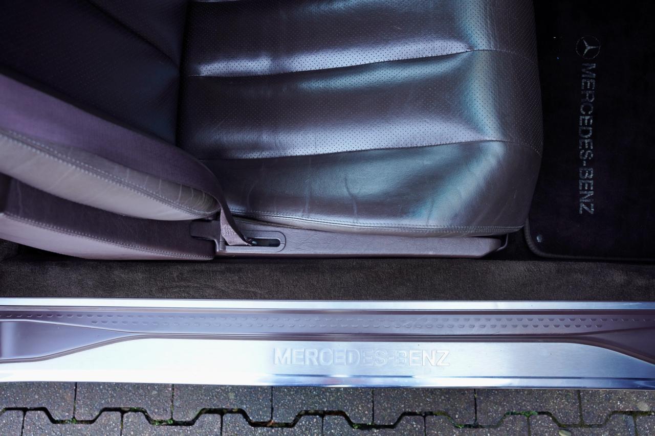 1993 Mercedes - Benz 300 SL &ldquo;Brown over brown&rdquo;