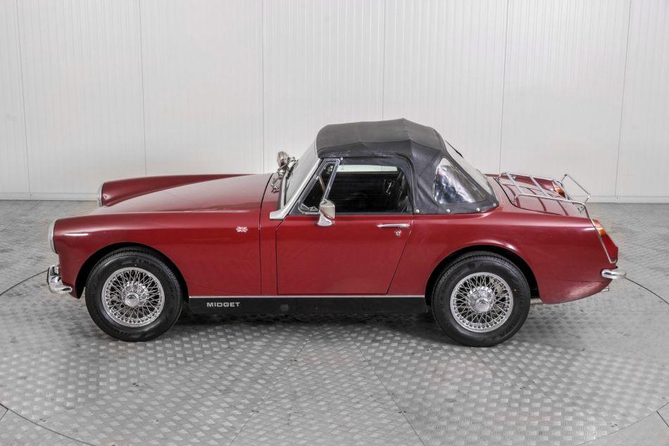 1974 MG Midget MKIII 1275 round wheel arch