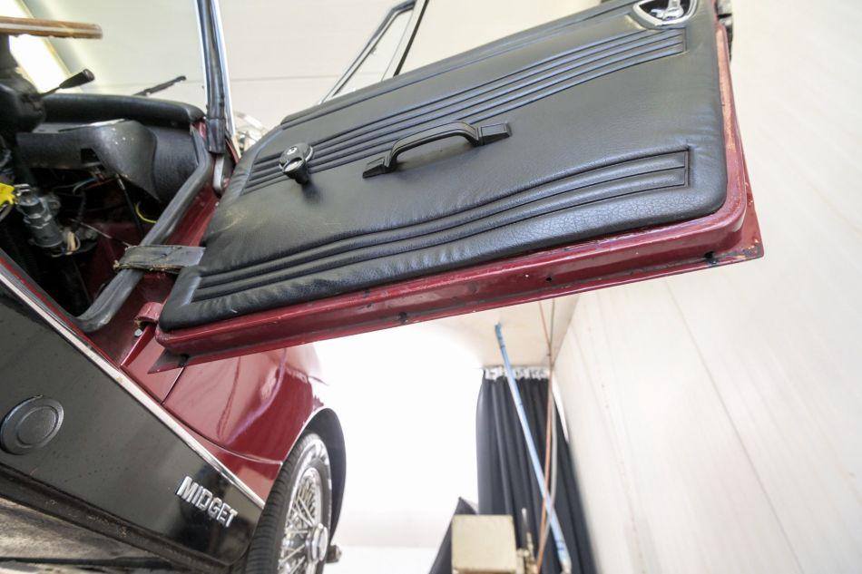 1974 MG Midget MKIII 1275 round wheel arch