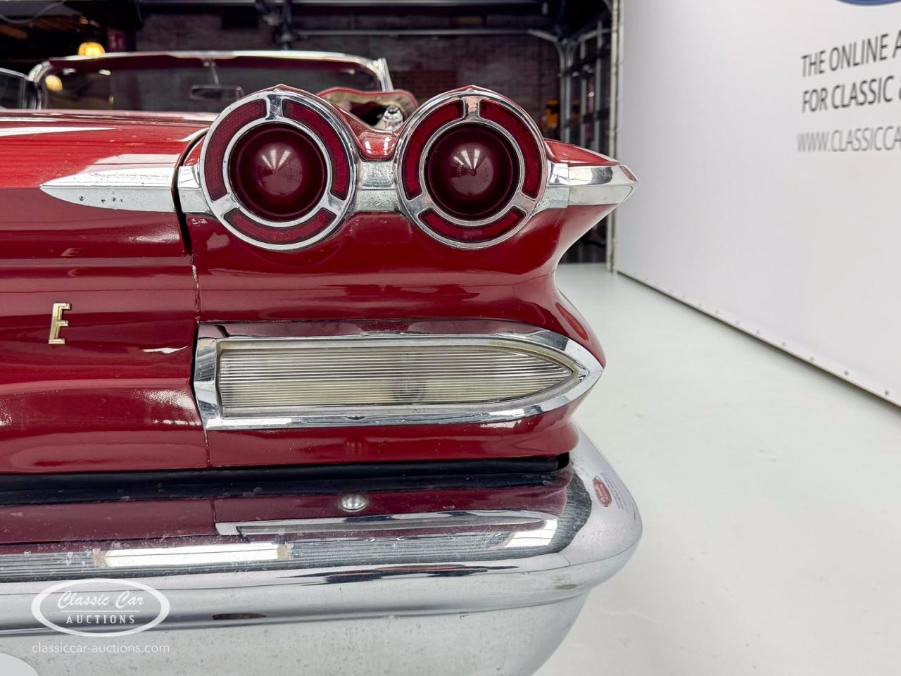 1960 Pontiac Bonneville