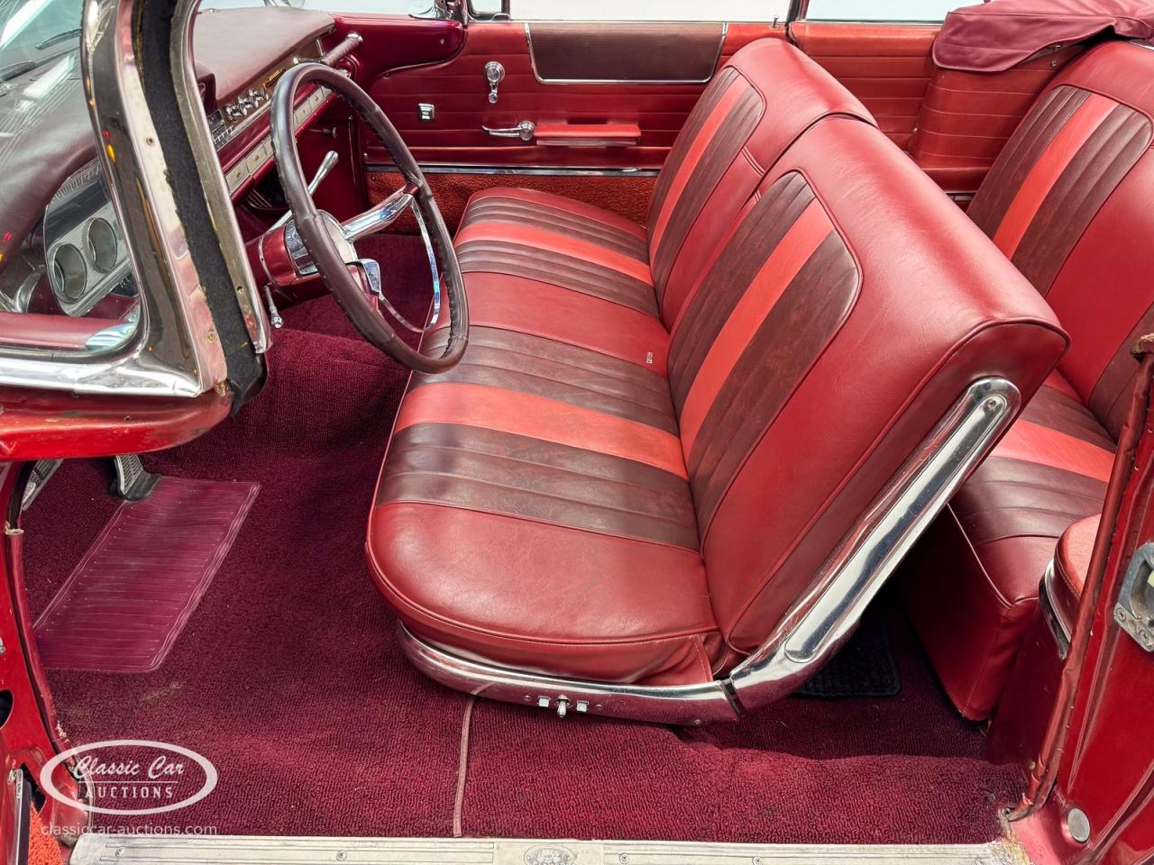 1960 Pontiac Bonneville