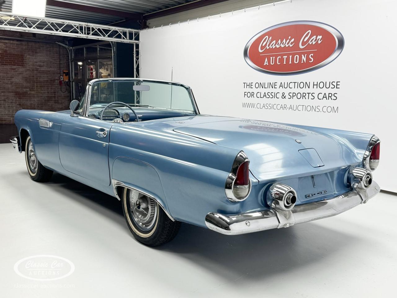 1955 Ford Thunderbird