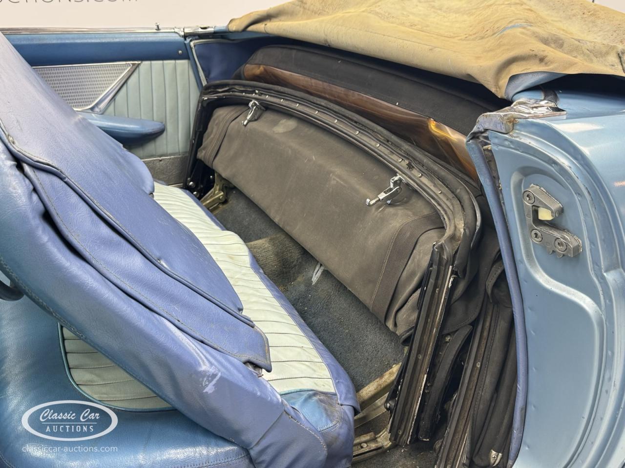 1955 Ford Thunderbird