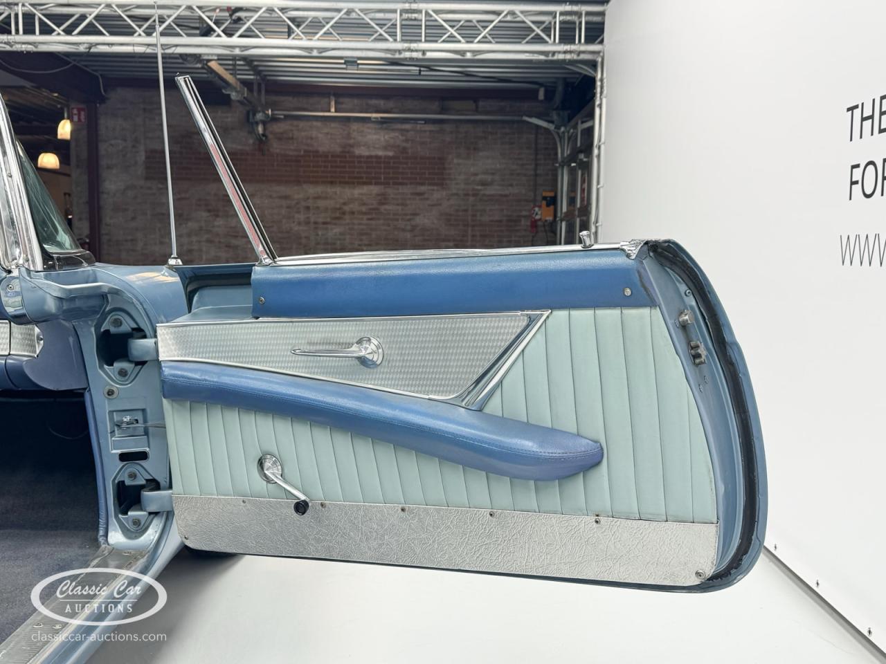 1955 Ford Thunderbird