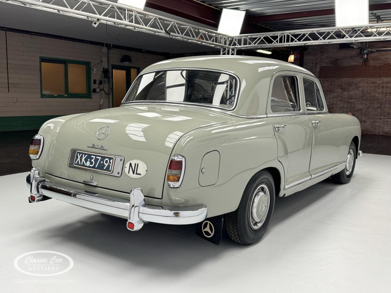 1957 Mercedes - Benz 219