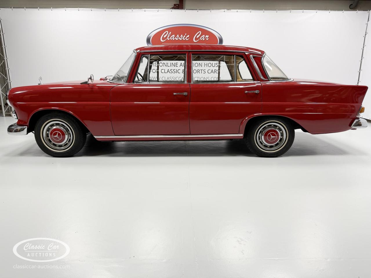 1967 Mercedes - Benz 200
