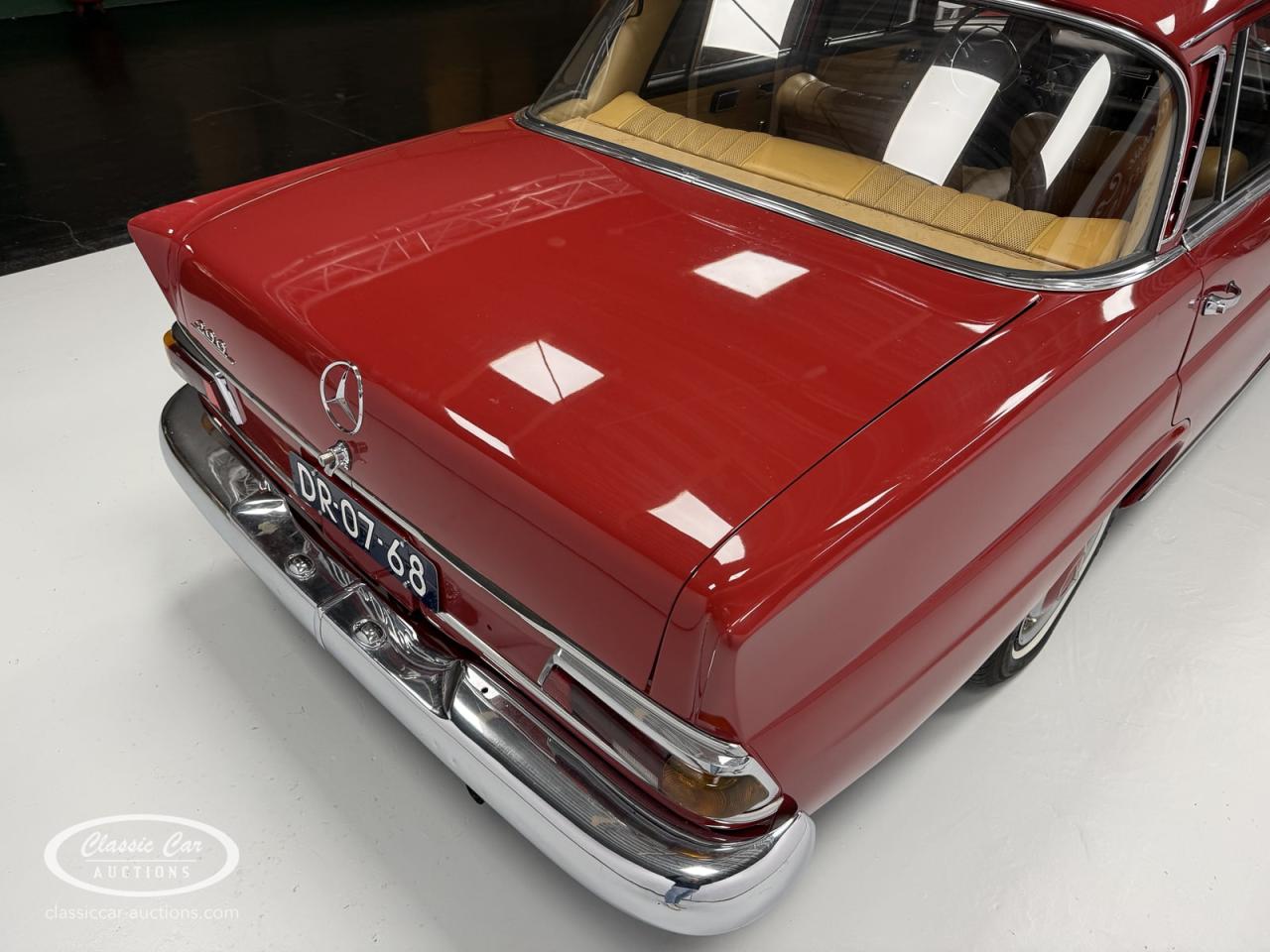 1967 Mercedes - Benz 200