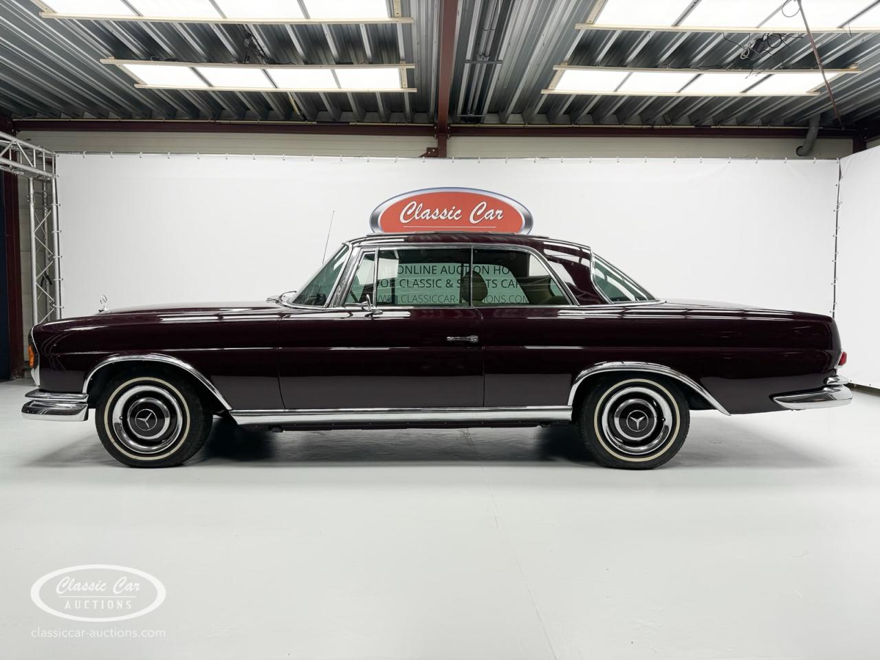 1967 Mercedes - Benz 250SE
