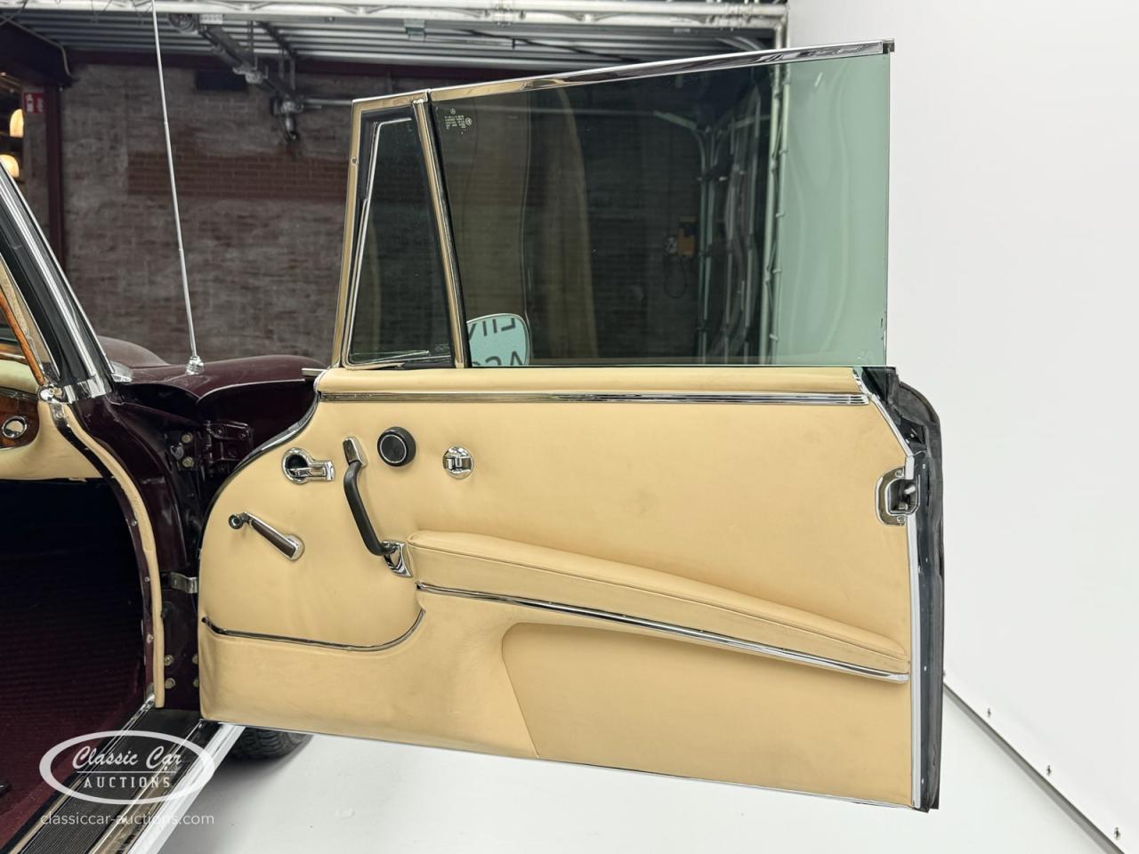 1967 Mercedes - Benz 250SE