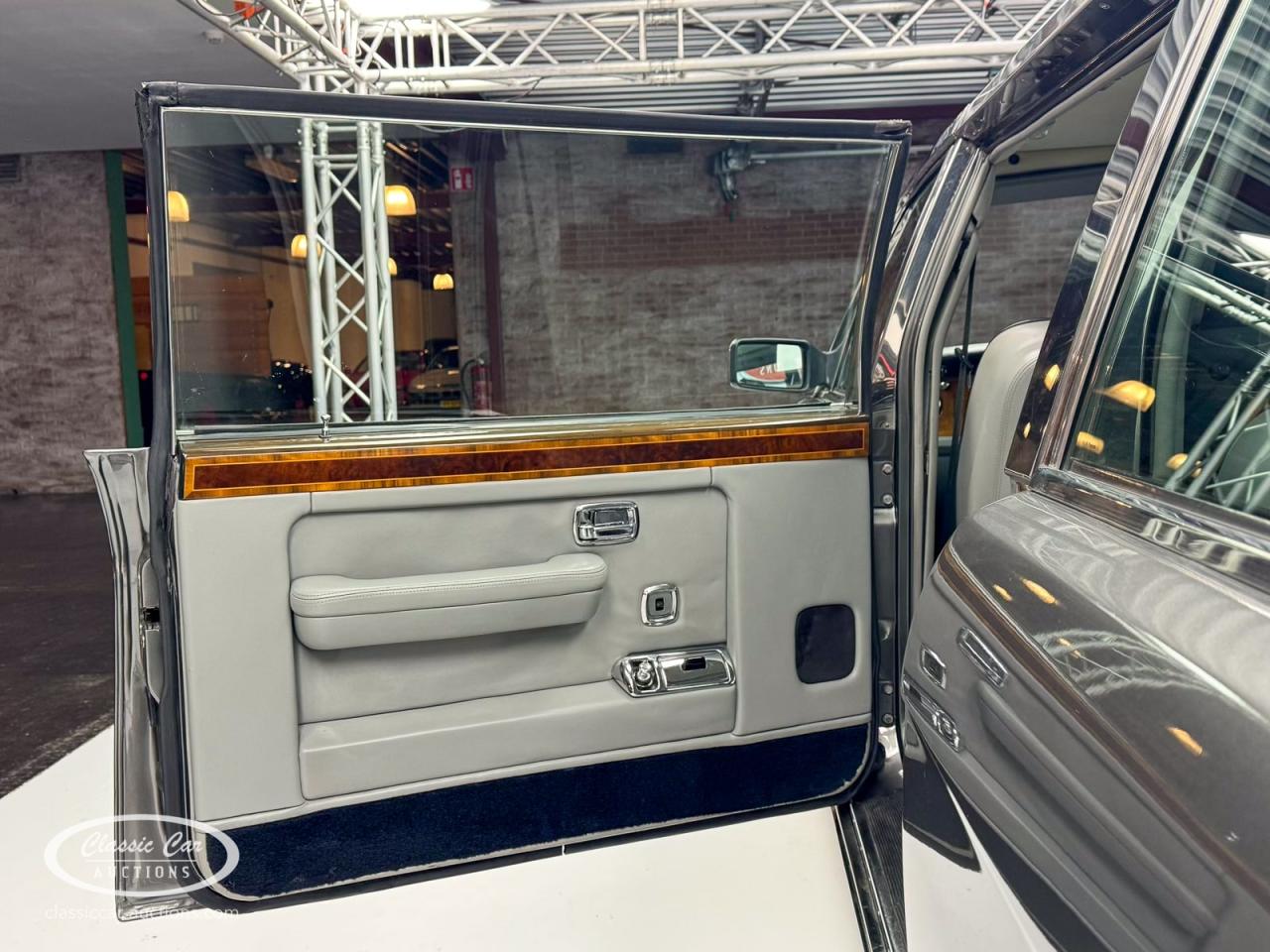 1995 Rolls - Royce Silver Spirit 