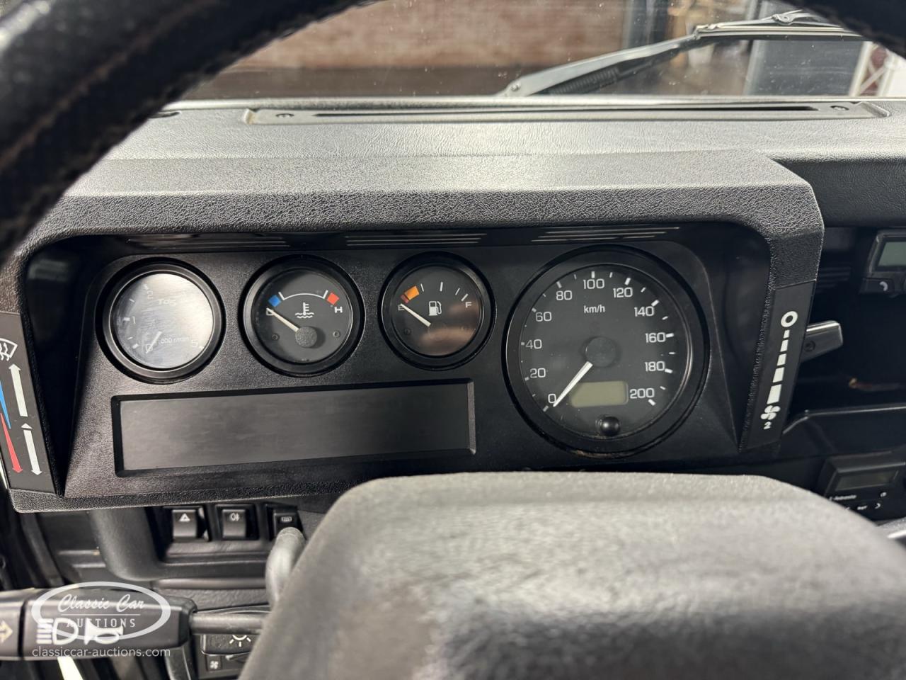 2002 Land Rover Defender 90