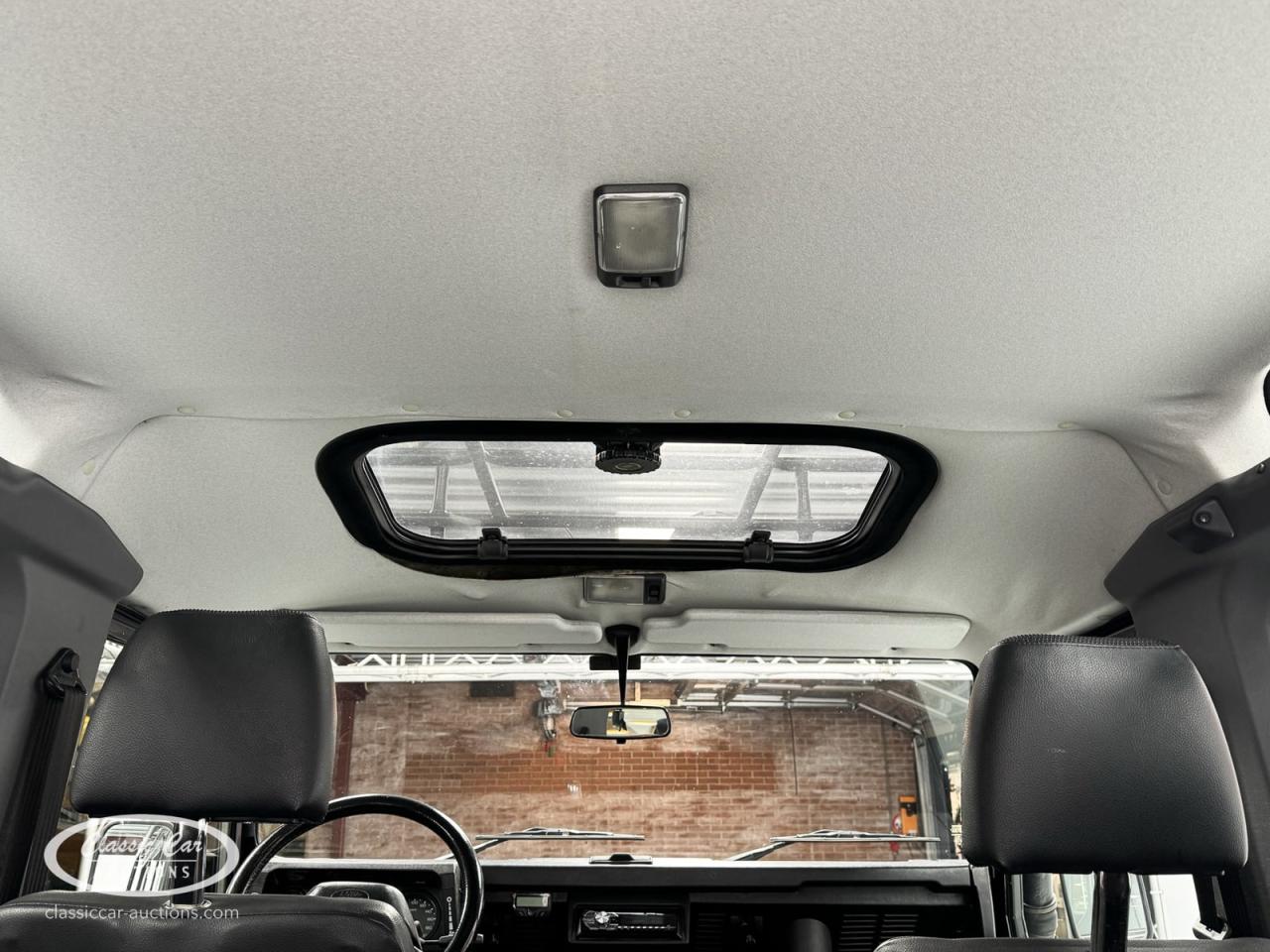 2002 Land Rover Defender 90