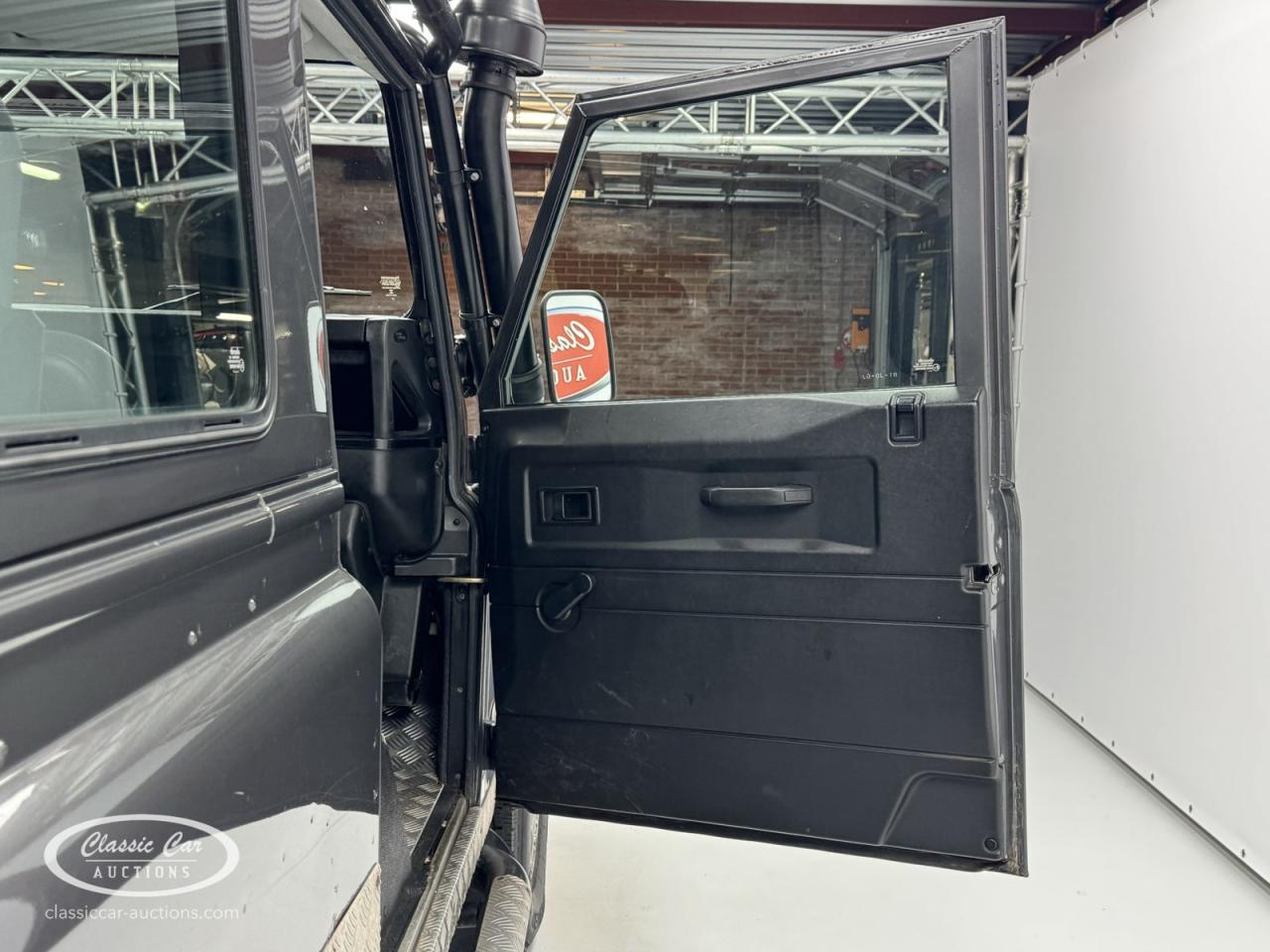 2002 Land Rover Defender 90