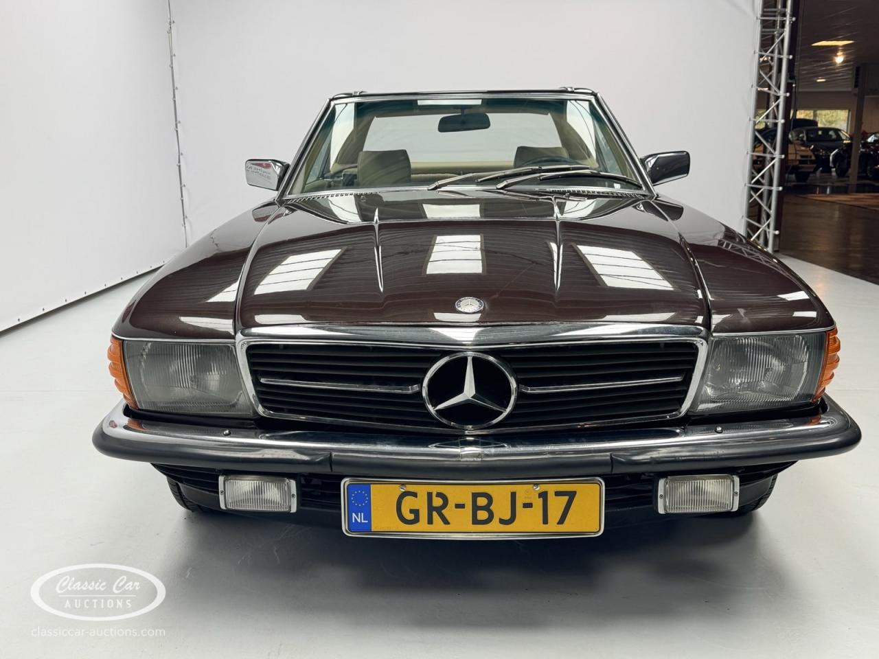 1982 Mercedes - Benz 500 SL