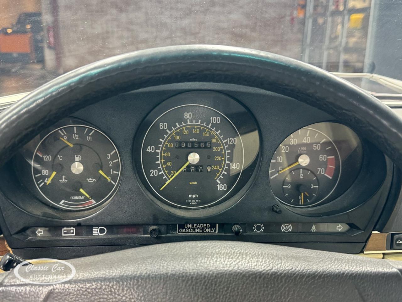 1982 Mercedes - Benz 500 SL