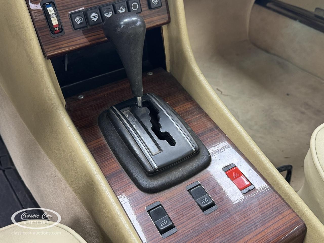 1982 Mercedes - Benz 500 SL