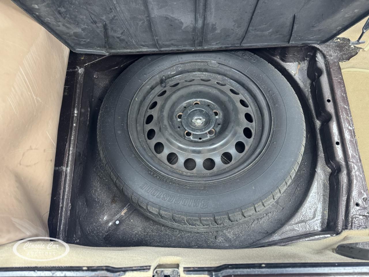 1982 Mercedes - Benz 500 SL