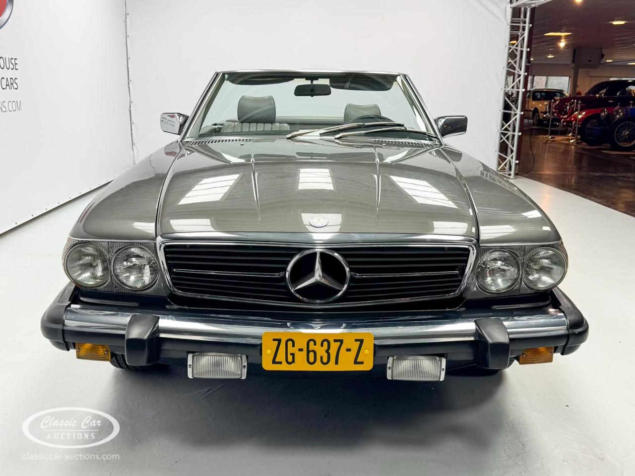 1984 Mercedes - Benz 380 SL