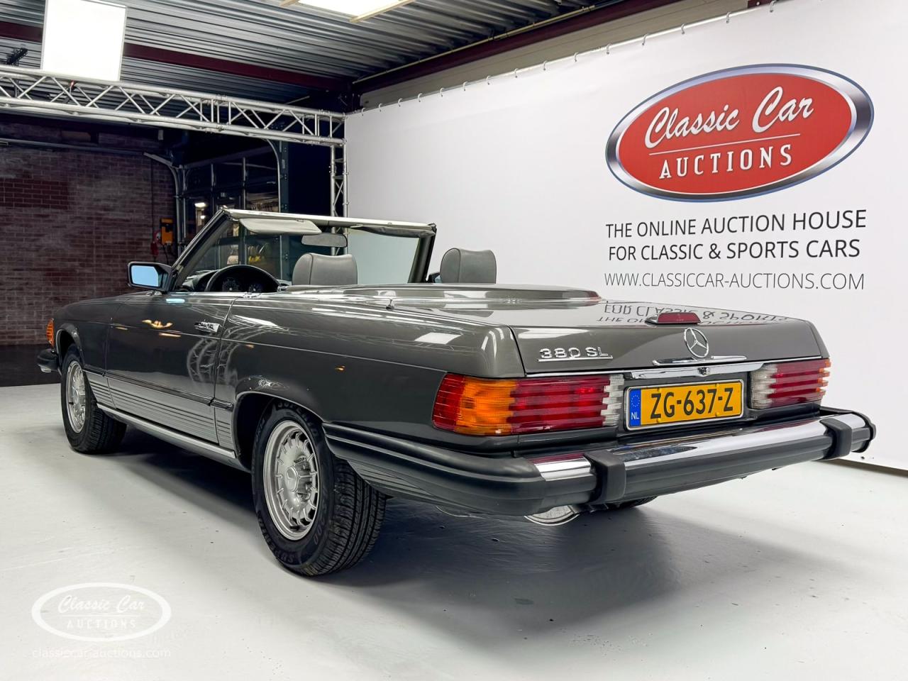 1984 Mercedes - Benz 380 SL