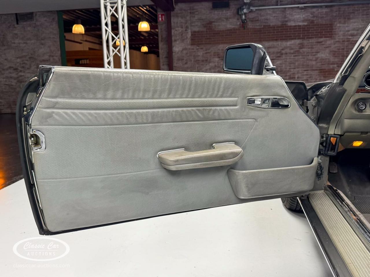 1984 Mercedes - Benz 380 SL