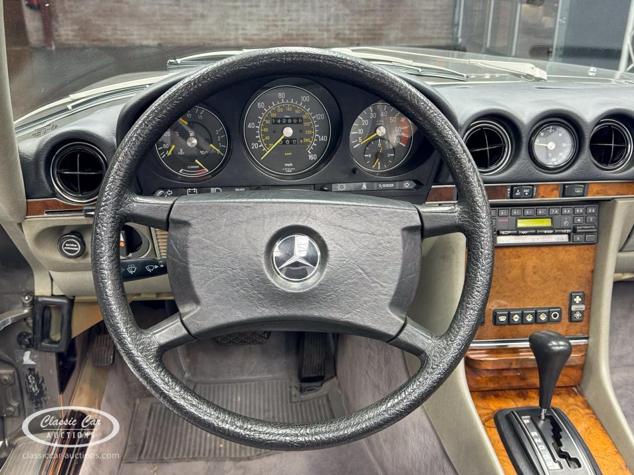 1984 Mercedes - Benz 380 SL