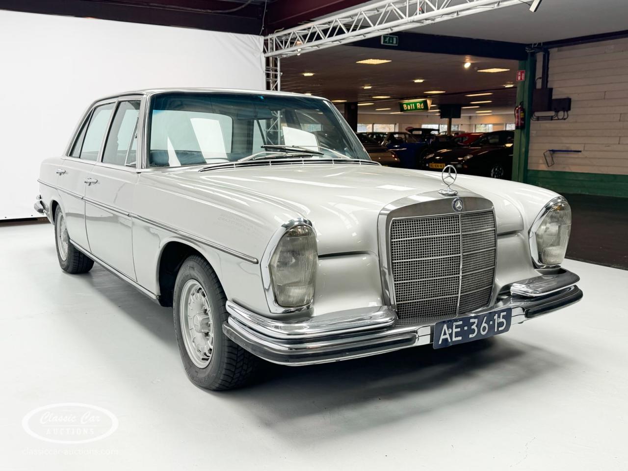 1970 Mercedes - Benz 280