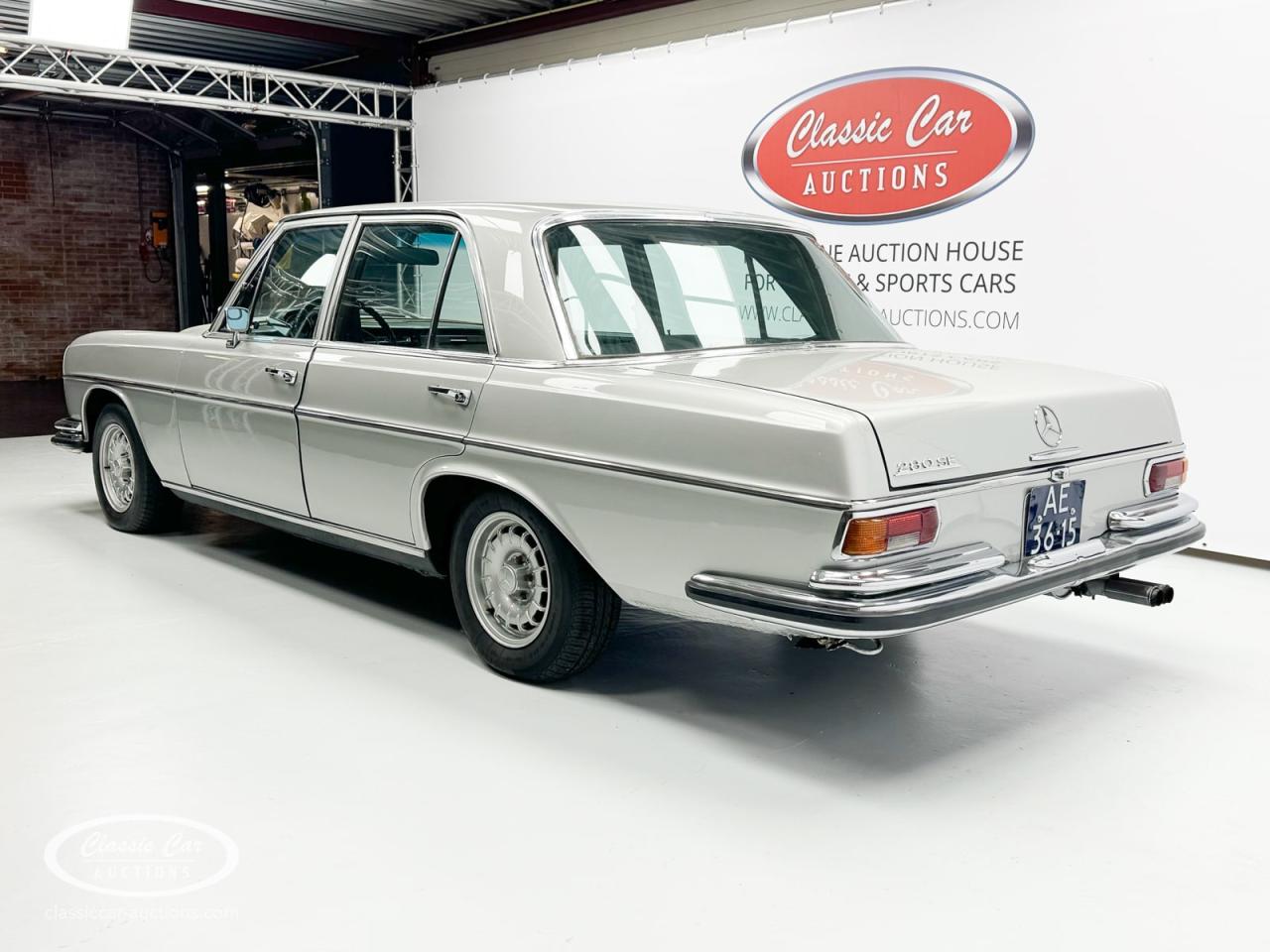 1970 Mercedes - Benz 280