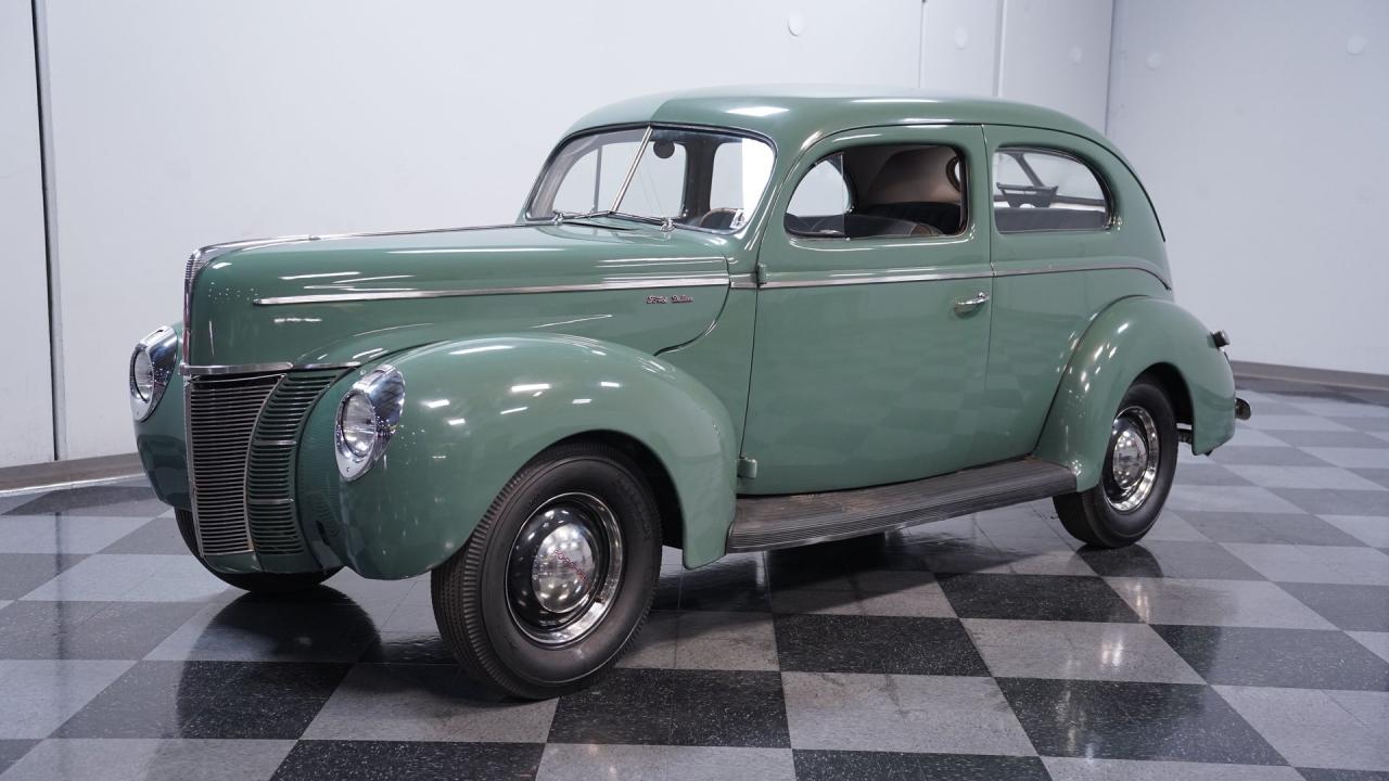 1940 Ford Tudor Sedan