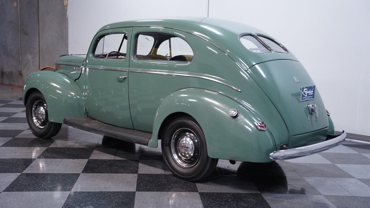 1940 Ford Tudor Sedan