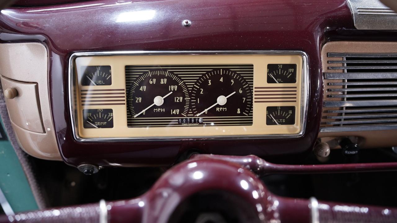 1940 Ford Tudor Sedan