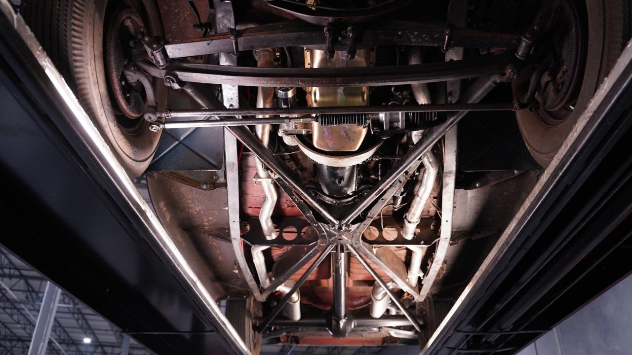 1940 Ford Tudor Sedan