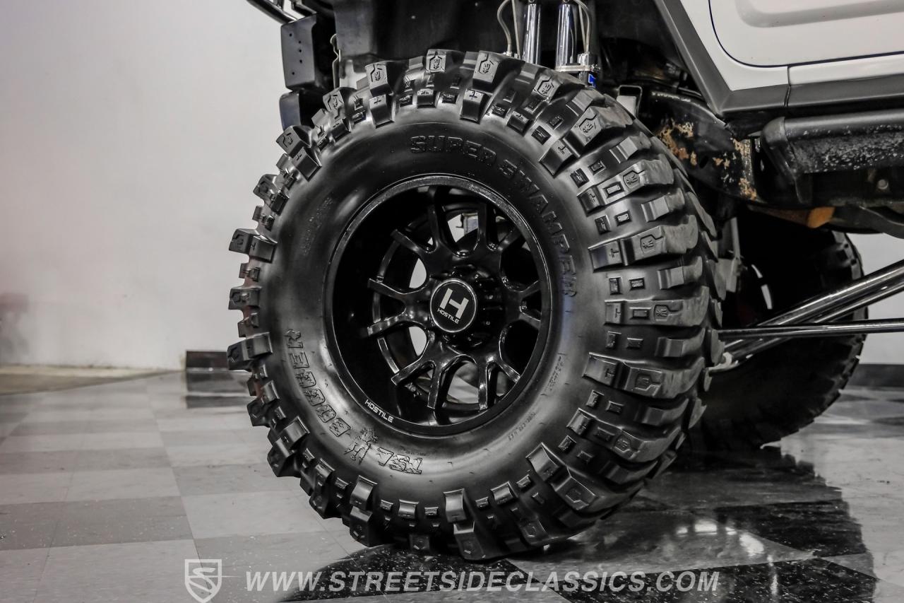 2005 Hummer H2 SUT Custom