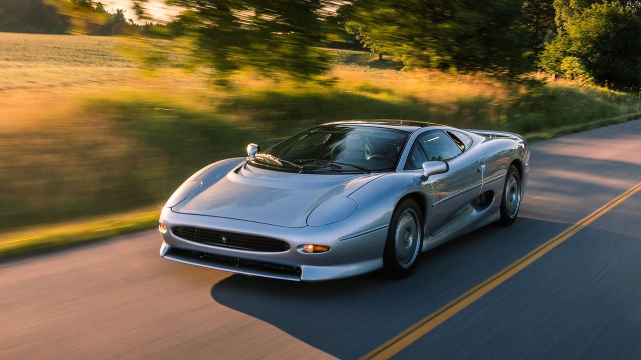 1993 Jaguar XJ220