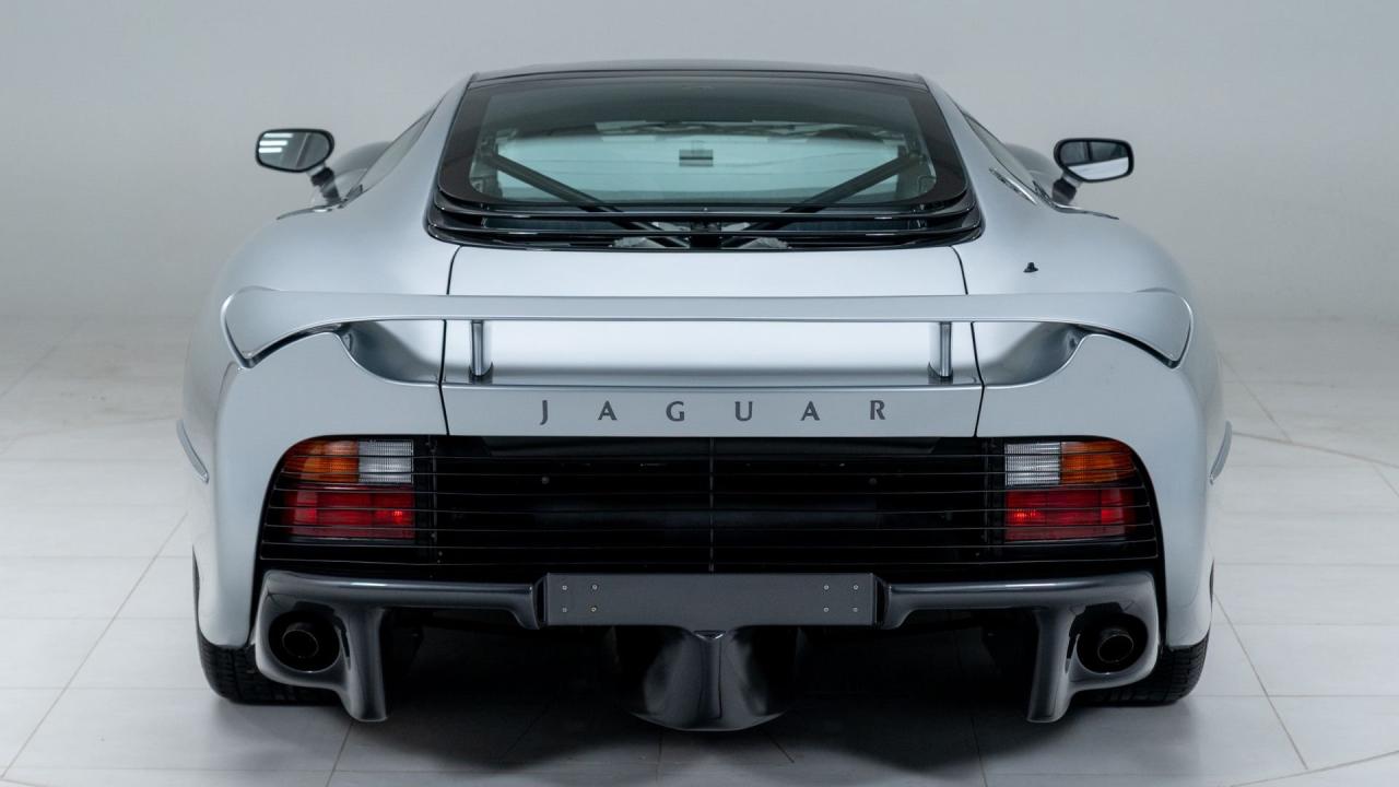 1993 Jaguar XJ220