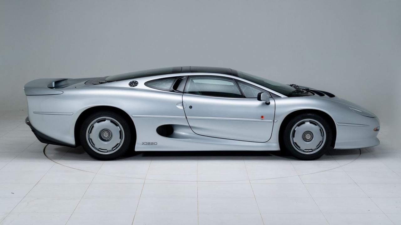 1993 Jaguar XJ220