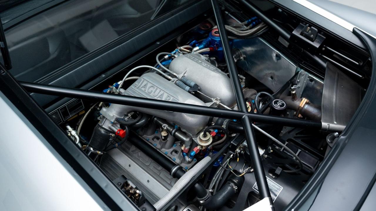 1993 Jaguar XJ220