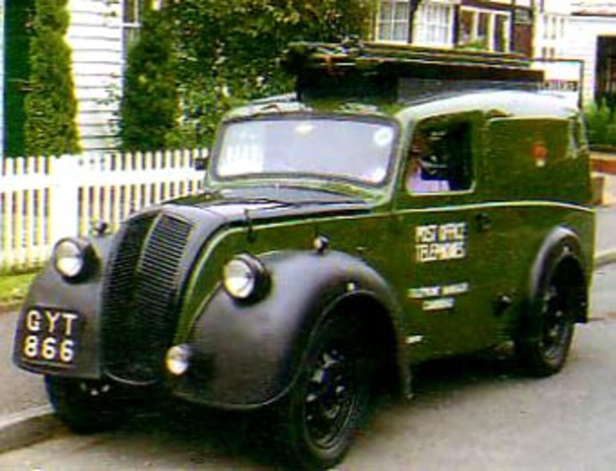 1945 Morris Z VAN